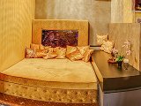 ZaMena, Закрытый мужской клуб